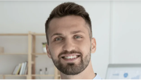 Max M.